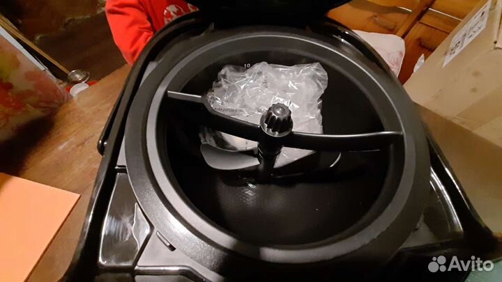 Мультиварка новая