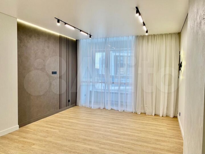 3-к. квартира, 81 м², 13/15 эт.