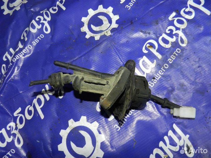 Рабочий цилиндр сцепления Ford Focus 2 седан 1