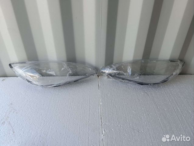 Стекло фары левое / правое Toyota camry xv30