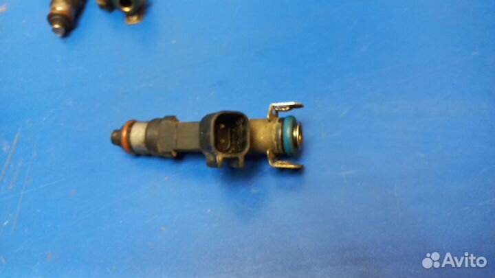 Топливная форсунка Mazda 3,6. L3, LF L3G513250