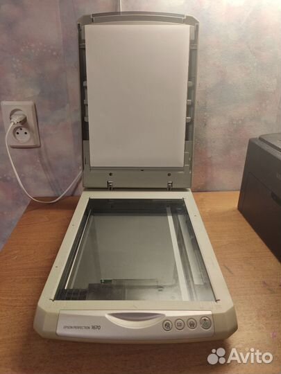 Сканер epson perfection 1670