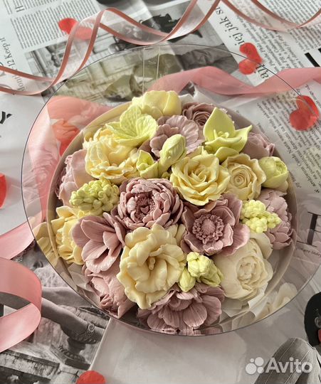 Цветы из зефира в тубусе учителю