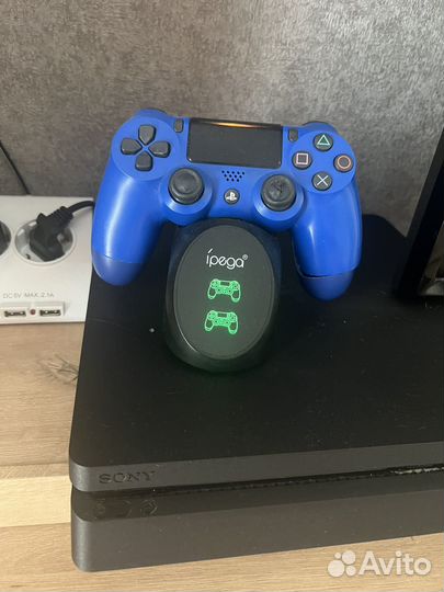 Sony playstation 4 PS4 slim 1tb