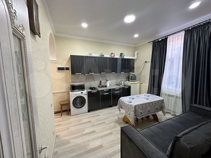 1-к. квартира, 38 м², 1/2 эт.