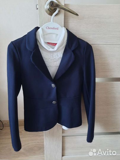 Пиджак для школы 134 в отличном состоянии