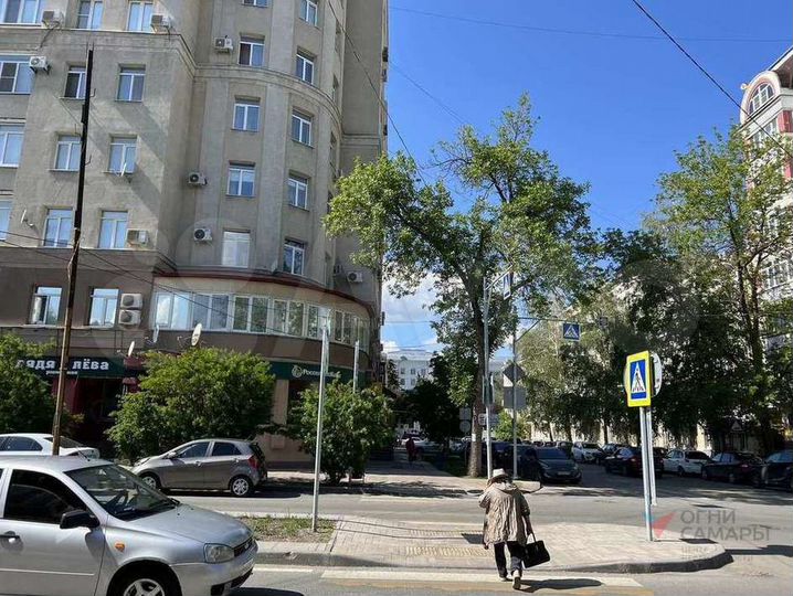 Сдам торговое помещение, 159.2 м²