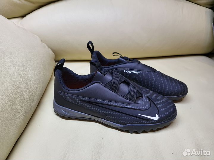 Сороконожки Nike Phantom новые 36.5, 38, 38.5 р