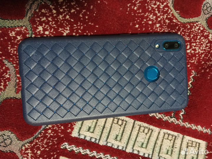 HUAWEI Y7 (2019), 3/32 ГБ