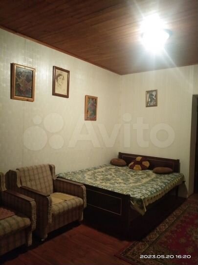 Дом 240 м² на участке 18 сот.