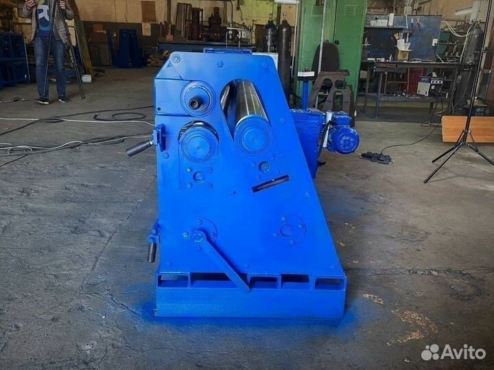 Вальцы(вальцовочный станок) 1300х4