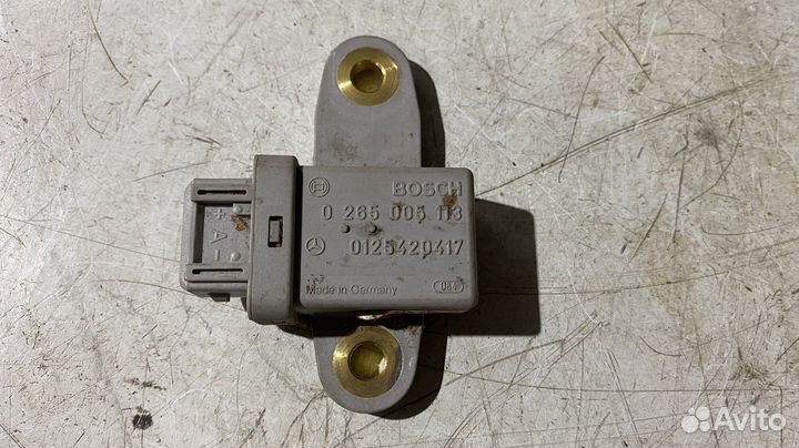 Датчик ускорения Mercedes Benz W210