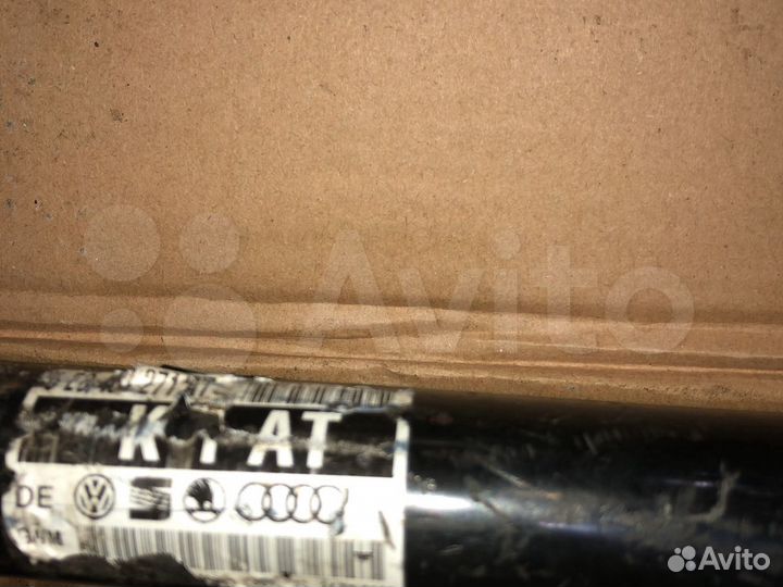 Привод в сборе полуось Ауди А 4 Б5 Б6 Б7 8E0407271