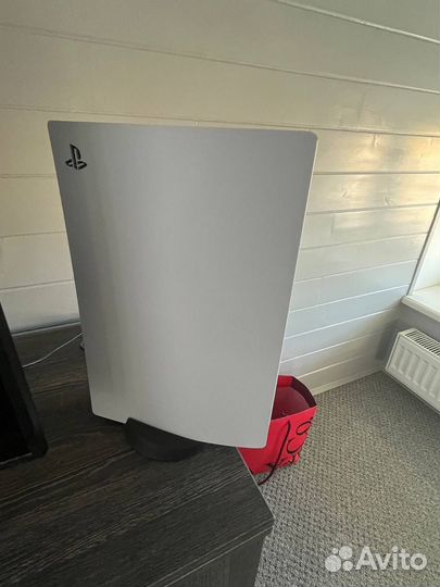 Ps5 с дисководом 2 геймпада