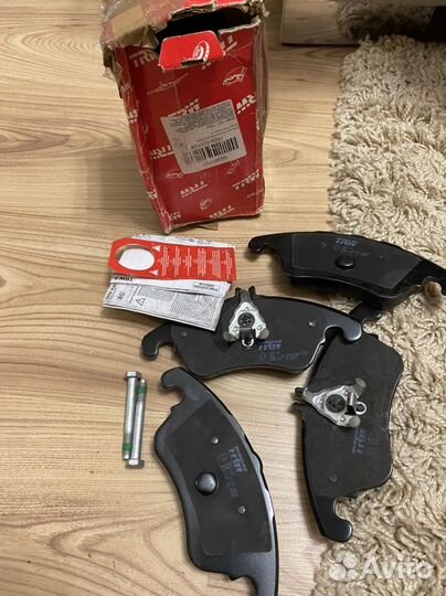 Колодки тормозные Mercedes 212 Рестайлинг