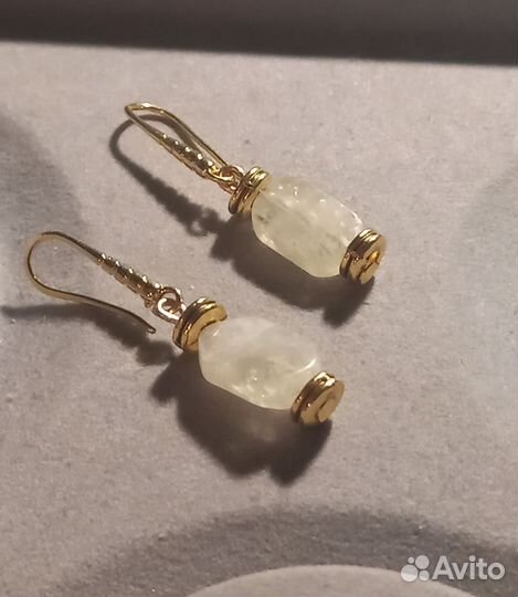 Серьги с топазом