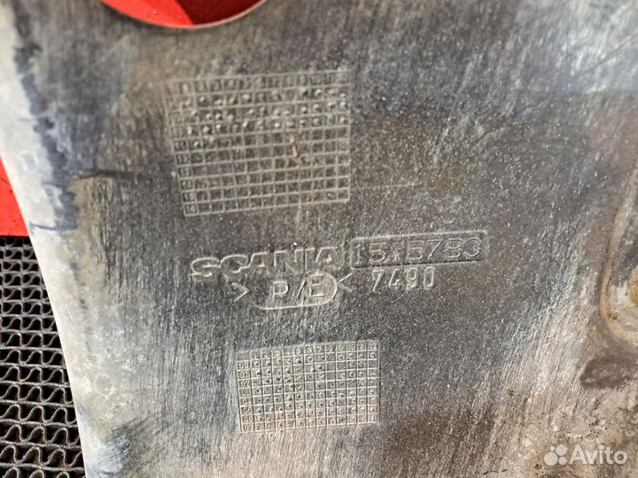 Пыльник радиатора нижний