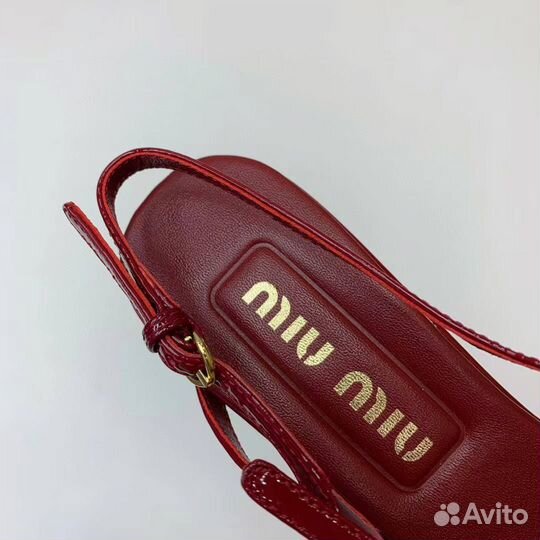 Женские туфли Miu Miu