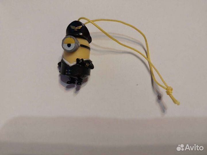 Миньоны из макдональдса