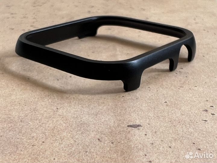 Металлический бампер на Apple Watch 45mm