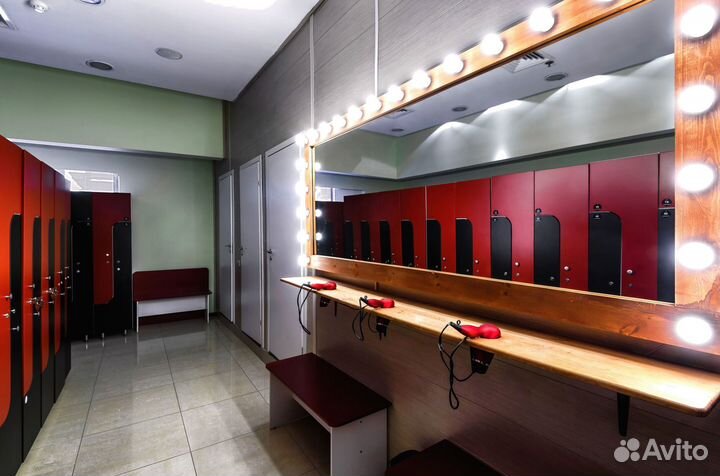 Зеркало настенное