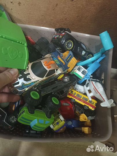 Гараж-парковка для машинок