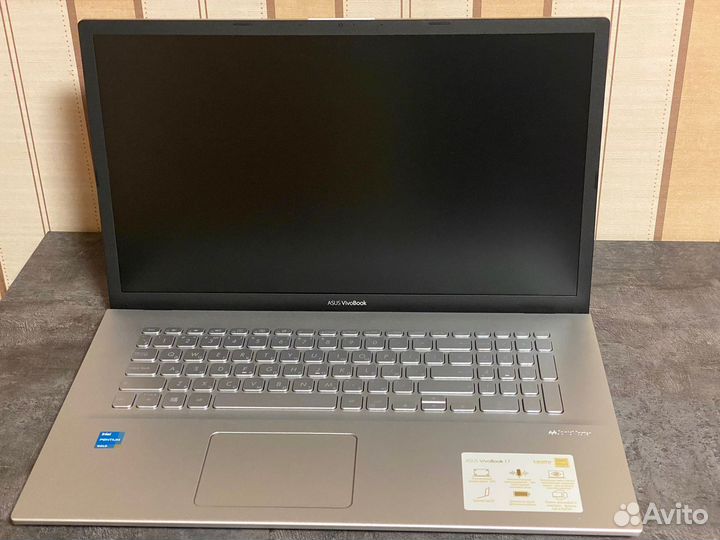 Ноутбук Asus VivoBook 17
