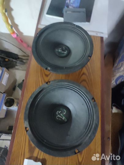 Динамики 20 см machete mw80
