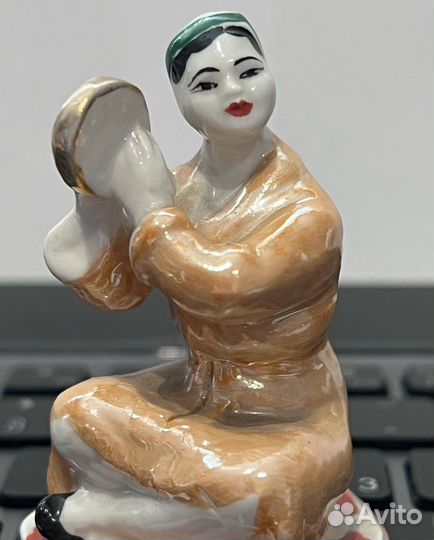 «Узбек с бубном»Дулево