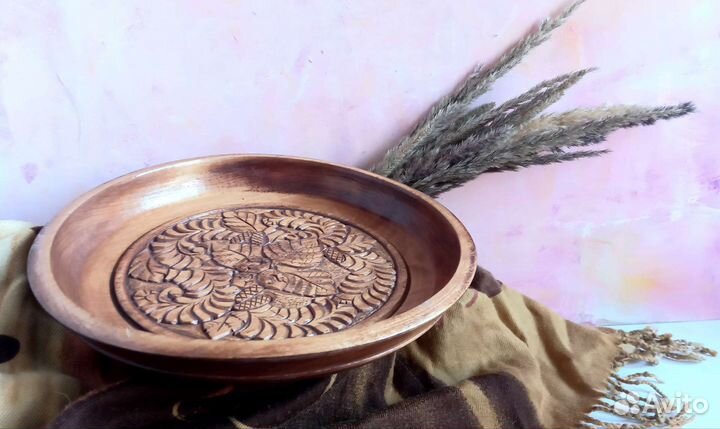 Блюдо резное 23 см Ручная работа Дерево, лак