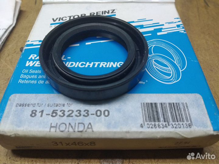 Сальник колен вала Хонда