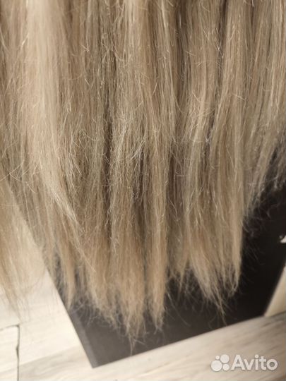 Парик блонд с челкой