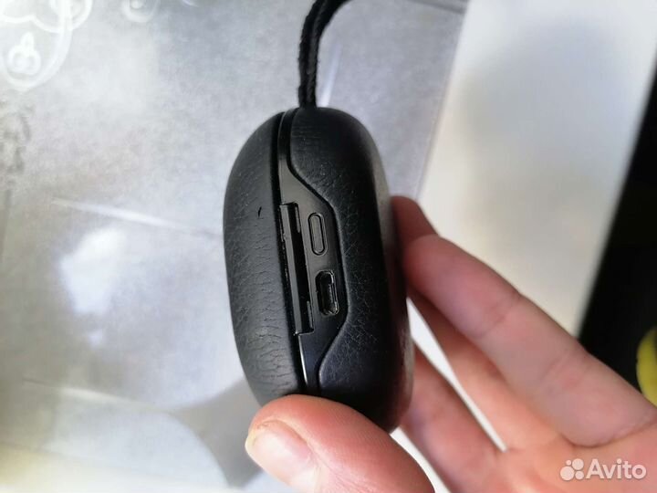 Наушники Bang & Olufsen Beoplay E8