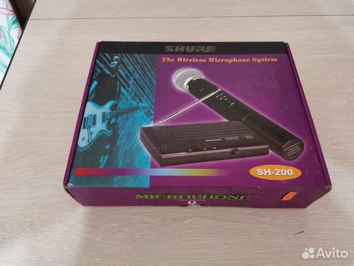 Продам микрофонную радио систему Shure SH-200