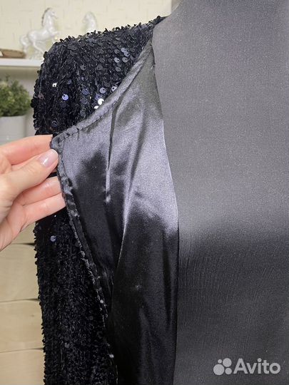 Жакет с пайетками 42