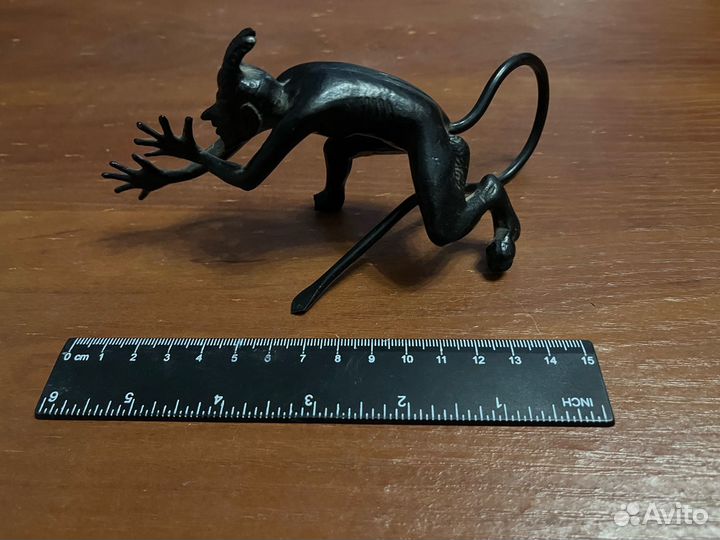 Каслинское литье чертик