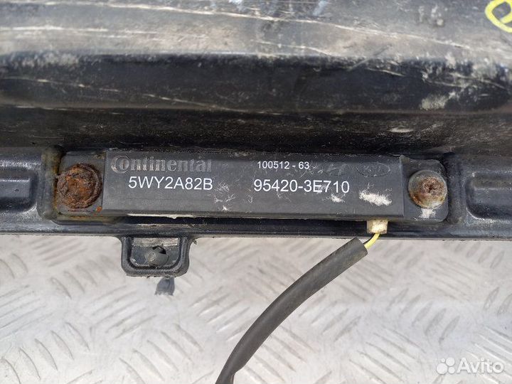 Усилитель заднего бампера Hyundai Ix 35 LM 1.7