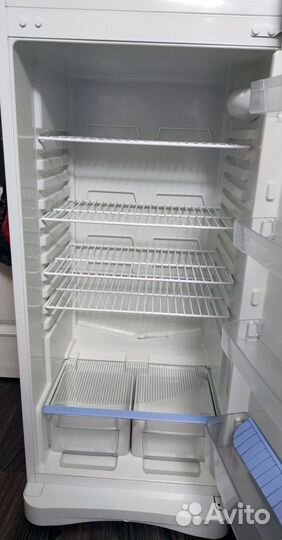 Холодильник Indesit RA32G.015