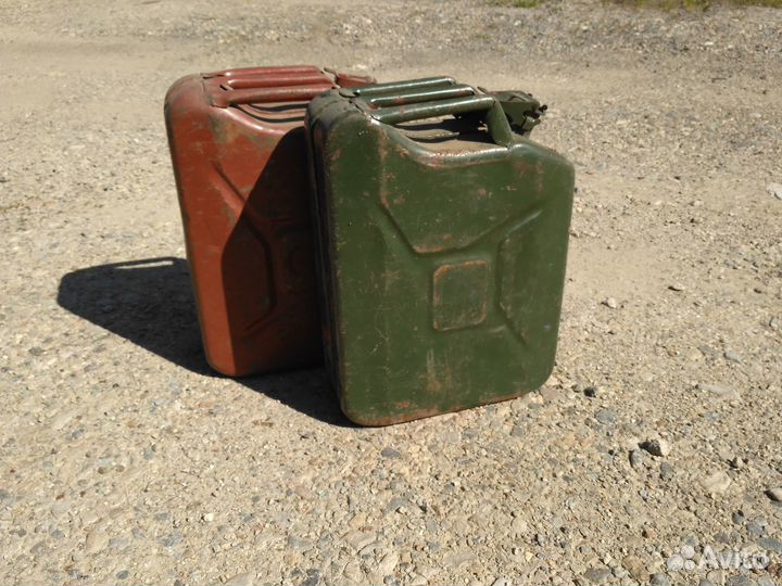 Канистра 20 литров железная СССР