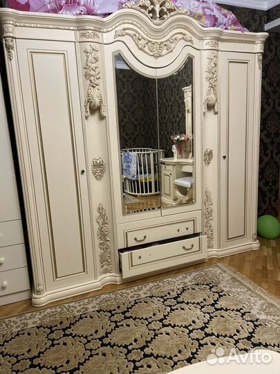 Спальный гарнитуры бу