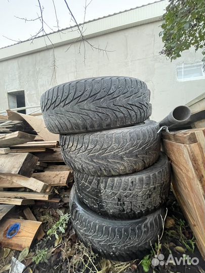 Yokohama IceGuard Stud IG65 235/55 R19