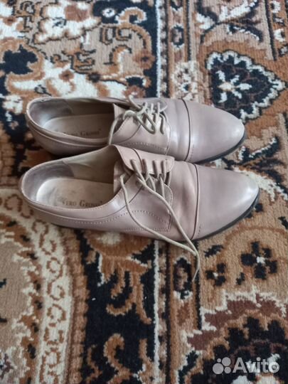 Туфли женские