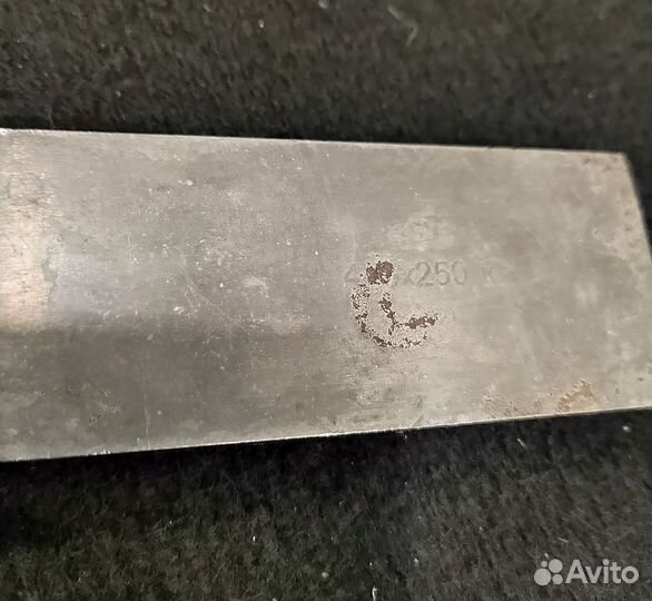 Угольник поверочный 400х250
