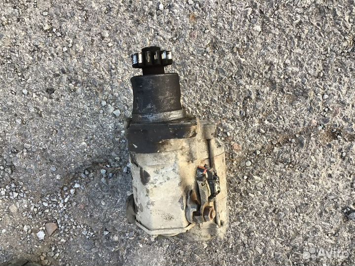 Стартер на Toyota Carina