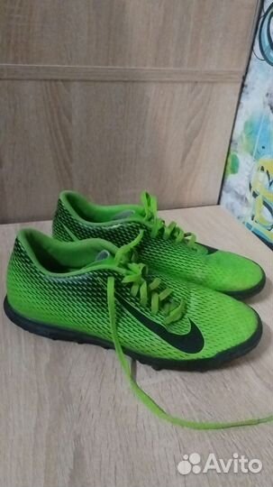 Футбольные сороконожки nike