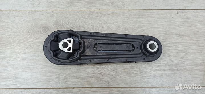 Опора двигателя двс Кронштейн LADA largus ларгус