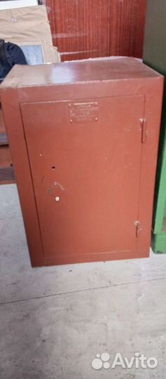 Оружейный сейф