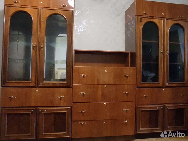 Стенка в гостиную бу