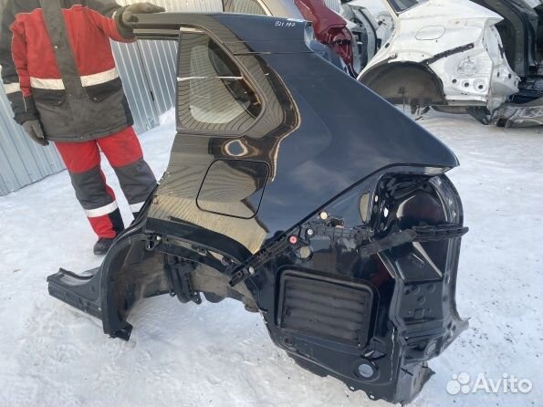 Заднее левое крыло четверть Toyota Rav 4 XA50 2021