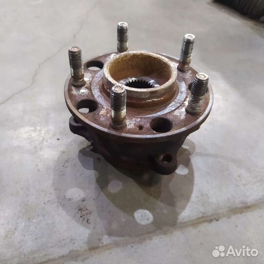 Ступица передняя santa FE sorento